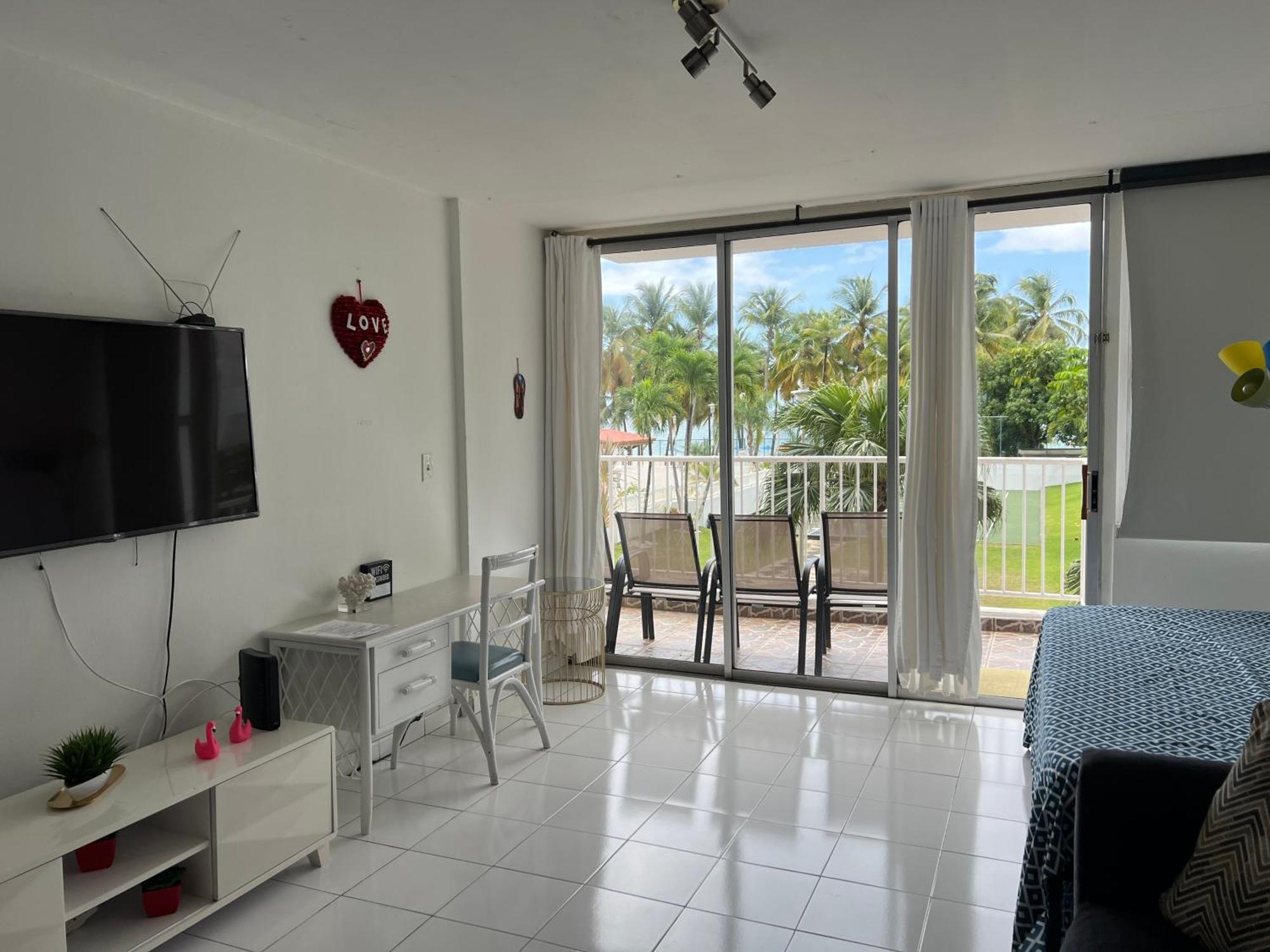 Beachfront Tropical Tantra Apartamento *